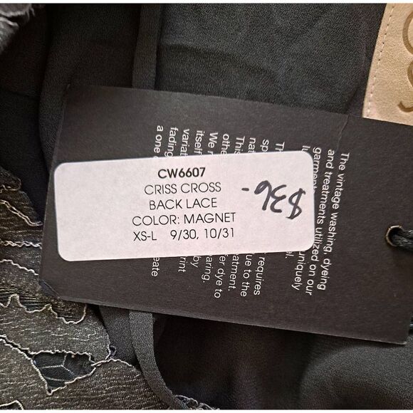 CHASER Lace Criss Cross Back Top Magnet Medium - Picture 4 of 6